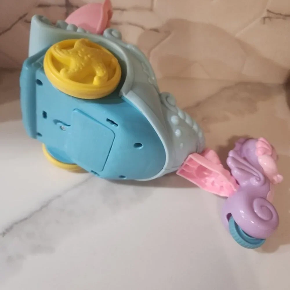 Fisher Price Little People Disney Ariel Under‎ the Sea Carriage Seahorse
